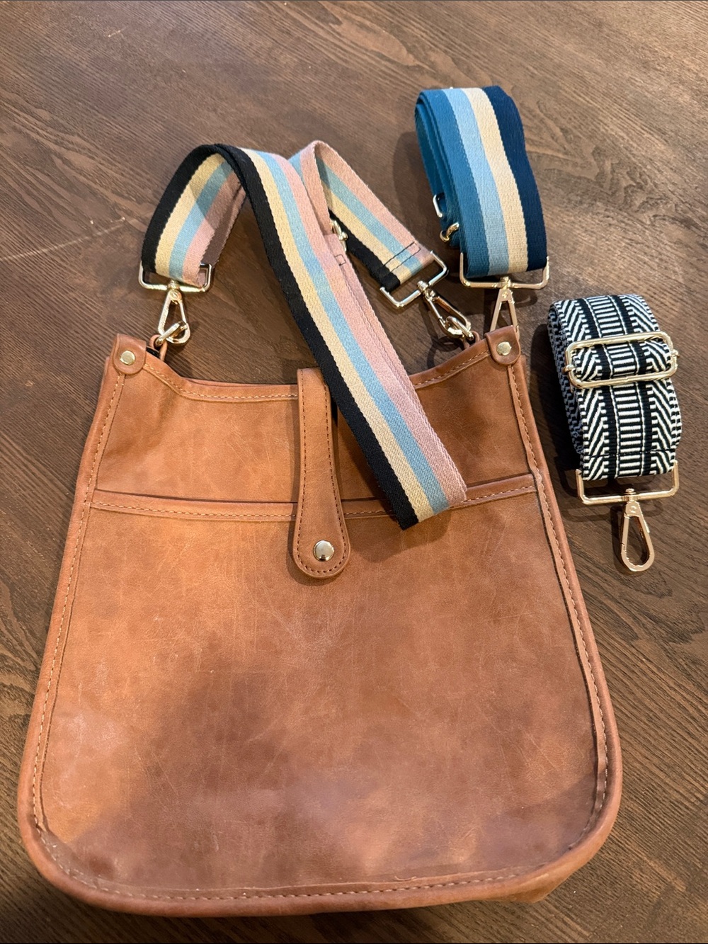 Threaded Pear Emmy Courier Crossbody Bag - Brown Vegan Leather (3 Straps Include